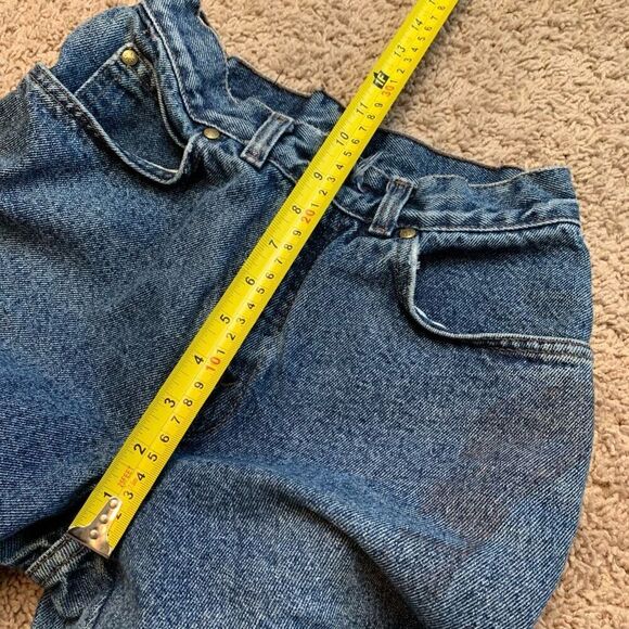 Vintage Levi’s Slim Straight Jeans 23”-24” Medium Wash High Rise Tapered - Picture 8 of 10